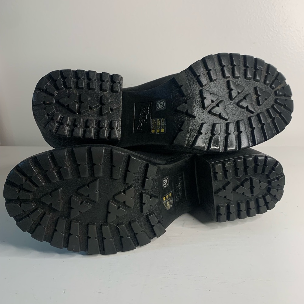 Black Chunky Platform Heel Boot - image 6